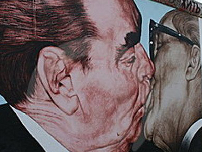 «Deja vu» στο τείχος του Βερολίνου