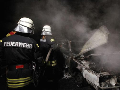 Εμπρηστική επίθεση σε αυτοκίνητο της ελληνικής πρεσβείας στο Βερολίνο Εμπρηστική επίθεση σε αυτοκίνητο της ελληνικής πρεσβείας στο Βερολίνο