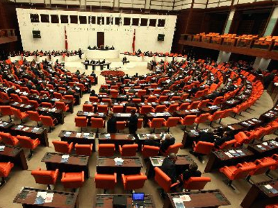 Τουρκία: Με μποϊκοτάζ απειλεί η αξιωματική αντιπολίτευση την ορκωμοσία της νέας Βουλής