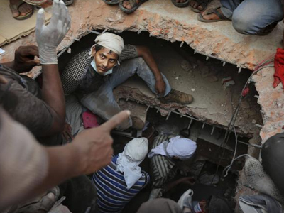 Στους 413 ανήλθαν οι νεκροί στο Μπαγκλαντές Στους 413 ανήλθαν οι νεκροί στο Μπαγκλαντές