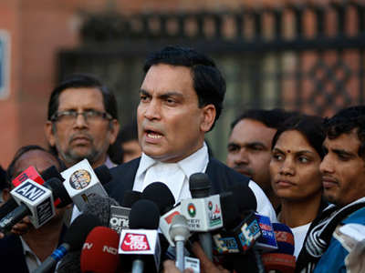 Ινδία: Ξεκίνησε σήμερα η δίκη των βιαστών της 23χρονης