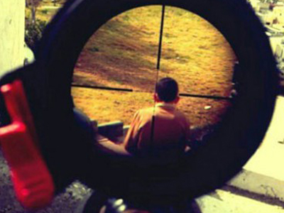 Ισραηλινός στρατιώτης σημαδεύει παιδί από την Παλαιστίνη και κάνει ανάρτηση στο Instagram Ισραηλινός στρατιώτης σημαδεύει παιδί από την Παλαιστίνη και κάνει ανάρτηση στο Instagram