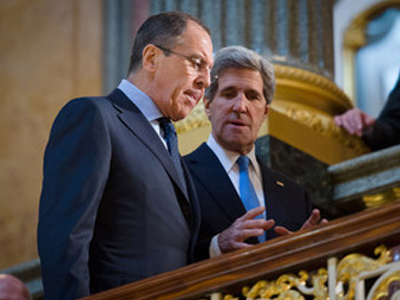 Στη Μόσχα ο Τζον Κέρι