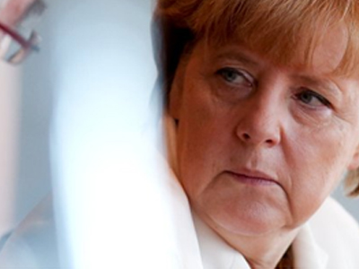 Η Μέρκελ υπερασπίζεται τις παρακολουθήσεις