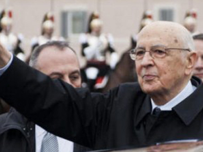 Ιταλία: «Πρεσάρουν» τον Ναπολιτάνο