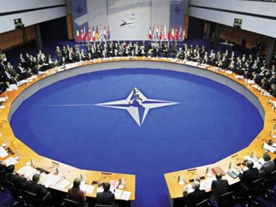 Το ΝΑΤΟ δεν θα εμπλακεί άμεσα στη Συρία