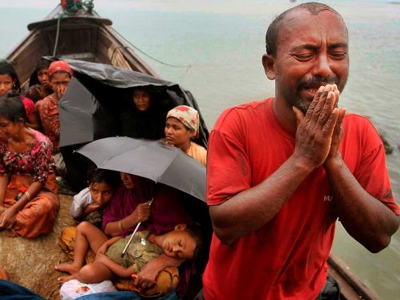 Οι βροχές των μουσώνων απειλούν τους μουσουλμάνους Ροχίνγκιας