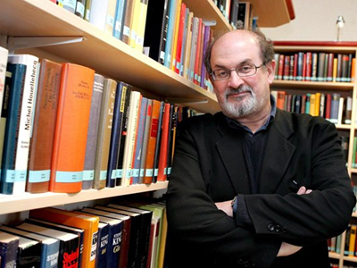 Φως στη ζωή του Σαλμάν Ρούσντι ρίχνει η αυτοβιογραφία του