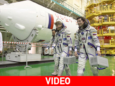 Eπέστρεψε στη Γη το Σογιούζ