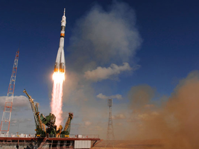 Ρωσία: Με Σογιούζ η ολυμπιακή δάδα στο διάστημα