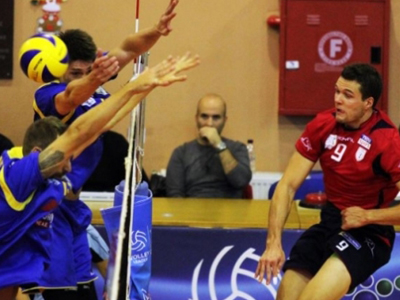 Ακάθεκτος στο final 4 ο Φοίνικας Σύρου