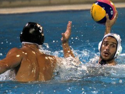 Πόλο: «Βούλιαξε» το Παλαιό Φάληρο ο ΝΟΒ