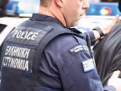 Έλεγχοι σε 53 επιχειρήσεις για παράνομα εργαζόμενους