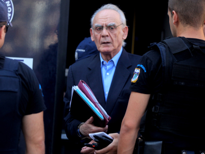 «Να εγκλειστεί στη φυλακή δια βίου ο Άκης»