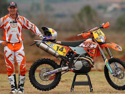 Ο Knight ξεκίνησε με νίκη