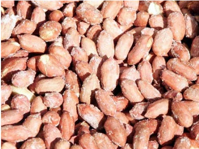 Φάτε φιστίκια για σνακ