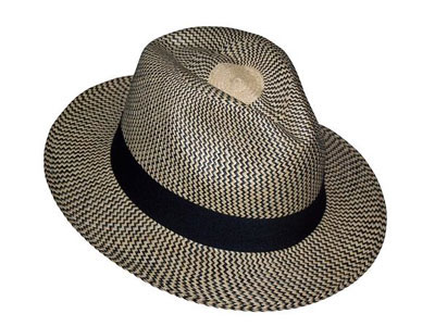 Καπέλα και φουλάρια αλλάζουν την γκαρνταρόμπα σας