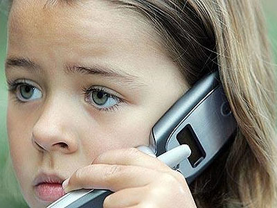 Με περιορισμούς τα κινητά στα παιδιά