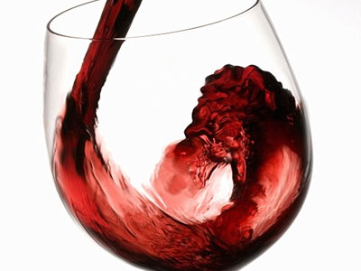 Κάντε μπάνιο με… κόκκινο κρασί