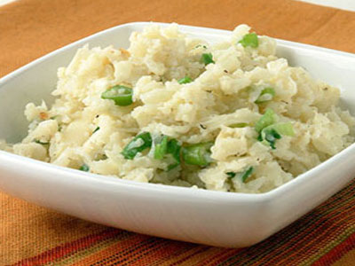 Σαλάτα με κουνουπίδι και γιαούρτι