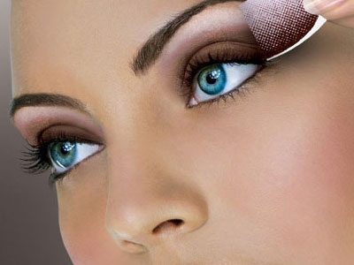 Το λιτό μακιγιάζ είναι πιο δύσκολο