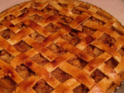 Σερβίρετε μηλόπιτα στο ρεβεγιόν