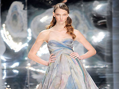 Elie Saab: Για τις ρομαντικές