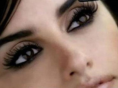 Δώσε βάση στις βλεφαρίδες