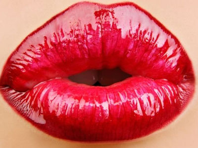 Βελούδινα χείλη όλη την ημέρα