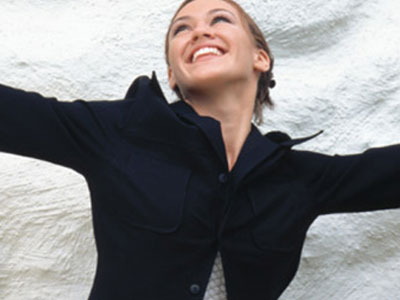 Βάλτε χρώμα στη “μαύρη” γκαρνταρόμπα σας