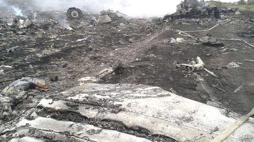 Πρώτες εικόνες από τα συντρίμμια