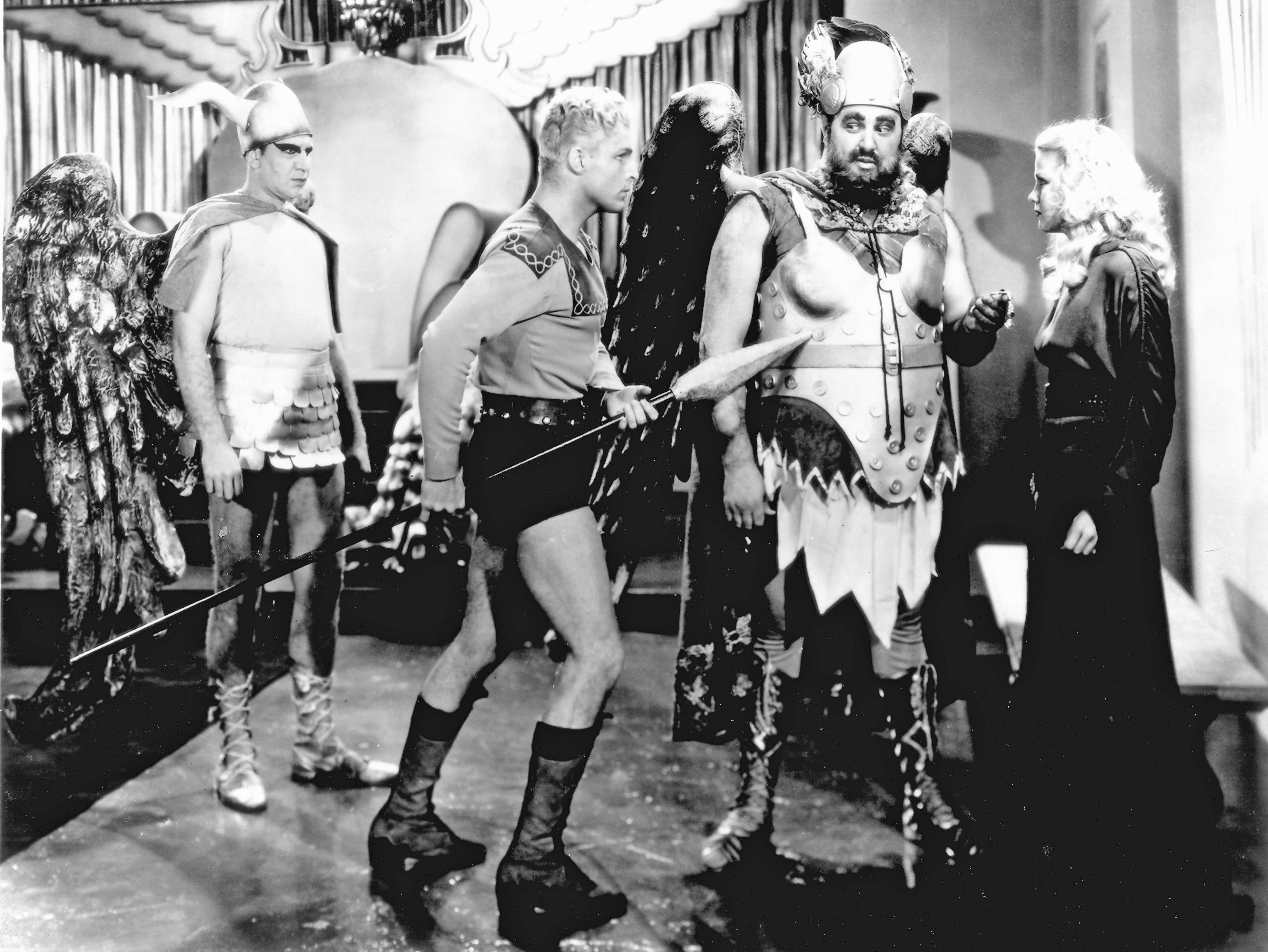 3.	Ο Ολυμπιονίκης κολύμβησης και τηλεοπτικός 'Flash Gordon', Buster Crabbe.