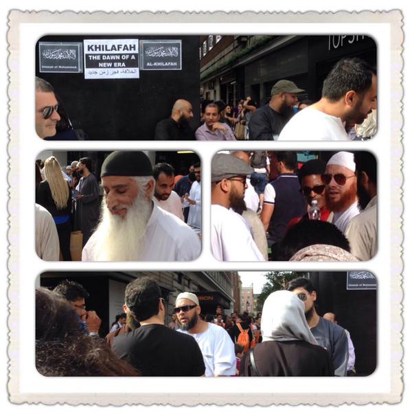 Από τη διανομή φυλλαδίων του ΙΚ στο κέντρο του Λονδίνου