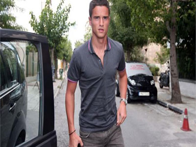 Είναι και επίσημο: ο Αφελάι στα ερυθρόλευκα με 2 εκατομμύρια ευρώ!