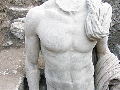 Αρχαιοκάπηλοι έβγαλαν στο «σφυρί» μνημείο τεράστιας αξίας!