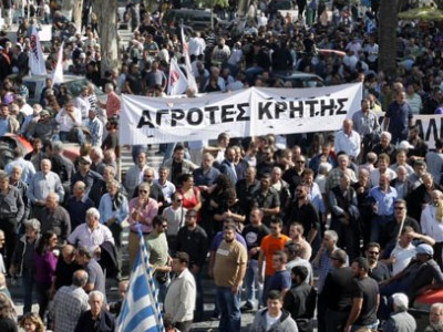 Παναγροτικό συλλαλητήριο στο Σύνταγμα κατά του φόρου ακινήτων