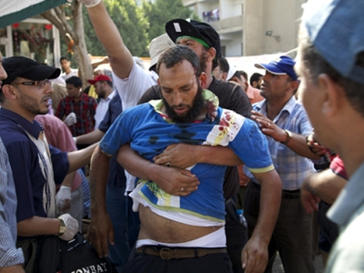 Αιματηρές συγκρούσεις μεταξύ Χριστιανών και Μουσουλμάνων στην Αίγυπτο