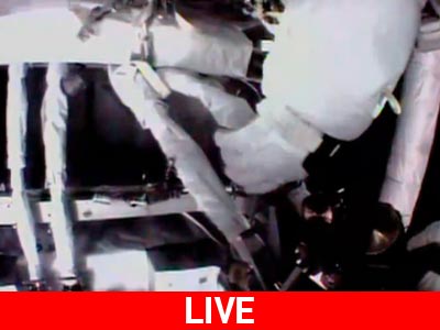 Αστροναύτες σε… διαστημική βόλτα επιδιορθώνουν τον Διεθνή Διαστημικό Σταθμό