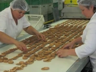 «Θαυματουργό» κρητικό φυτό εντυπωσιάζει στην Ουκρανία