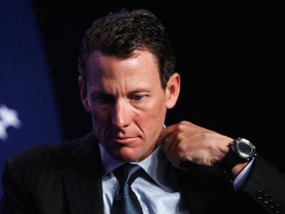 Ο πρώην ποδηλάτης Λανς Άρμστρονγκ χάνει και το διδακτορικό του