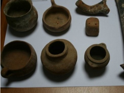 Διακινούσε όπλα, ναρκωτικά και αρχαία!