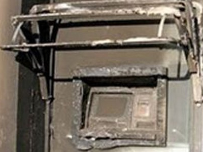 Εμπρηστικές επιθέσεις σε ΑΤΜ τραπεζών σε τρία σημεία