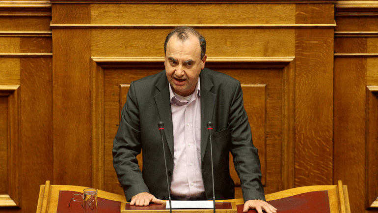 Στρατούλης: “Ούτε θα κλάψουμε, ούτε θα φοβηθούμε”