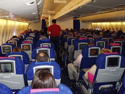 Αμφιλεγόμενο μέτρο από την Air France κατά της παιδεραστίας