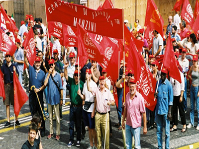 Χωρίς επεισόδια εξελίσσεται η ιταλική διαδήλωση