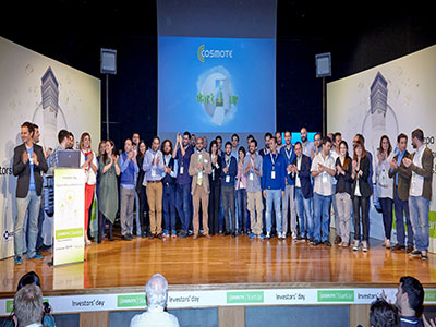 Σε επενδυτές παρουσίασαν τις ιδέες τους οι ομάδες του COSMOTE StartUp