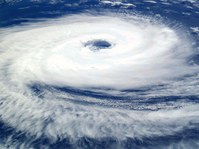 Μεξικό: Tροπικός κυκλώνας «κλείνει τις στρόφιγγες» του πετρελαίου