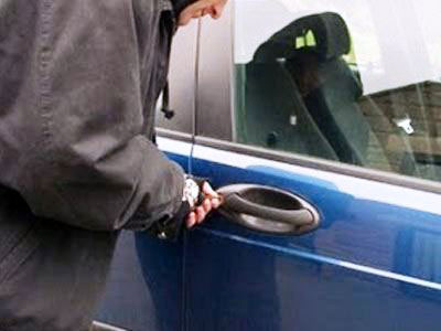 Του διέρρηξαν το αυτοκίνητο δύο φορές σε μία ημέρα!