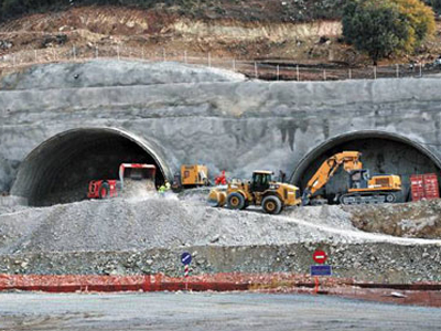 «Να αποσυρθούν οι ρυθμίσεις για τα δημόσια έργα»