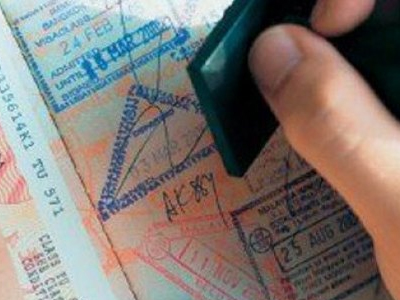 Σύρος με βουλγάρικο διαβατήριο ήθελε να ταξιδέψει στις Βρυξέλλες